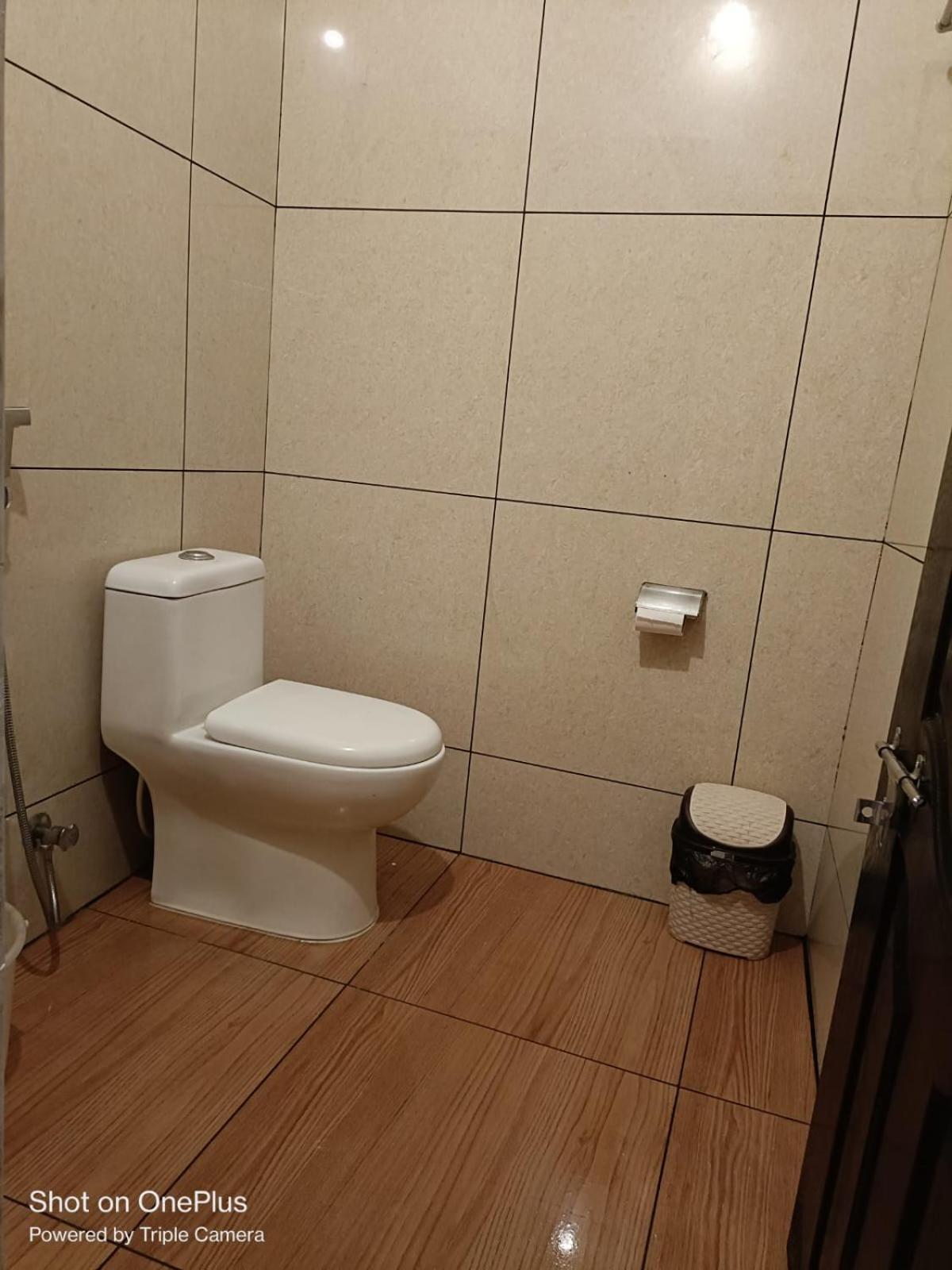 Hotel Ebenezer Plaza Nedumbassery Zewnętrze zdjęcie