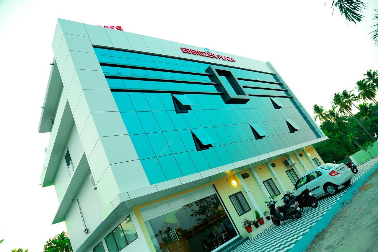 Hotel Ebenezer Plaza Nedumbassery Zewnętrze zdjęcie